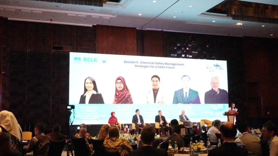Chemical Safety Management, Engr. Gretchen F. Enarle (SPIK President) led discussions with Ms. Laila Fitri Handayani (PT BASF Indonesia), Mr. Kevin Li (AICM), Mr. Singgih Setiawan (PT Chandra Asri Pacific, Tbk) and Mr. Barry Dyer (RCNZ) Chemical Safety Management, Engr. Gretchen F. Enarle (SPIK President) led discussions with Ms. Laila Fitri Handayani (PT BASF Indonesia), Mr. Kevin Li (AICM), Mr. Singgih Setiawan (PT Chandra Asri Pacific, Tbk) and Mr. Barry Dyer (RCNZ)