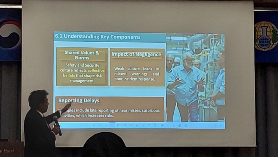 Dr. Rohan Perera Dr. Rohan Perera